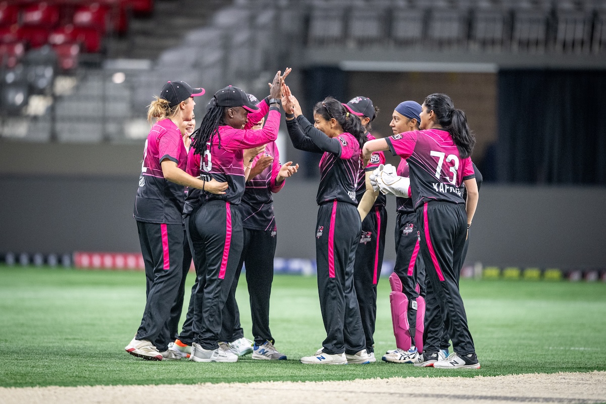 Canada Super 60 Match 8 — Toronto Sixers Women's vs Vancouver Thunderbirds — photo 13