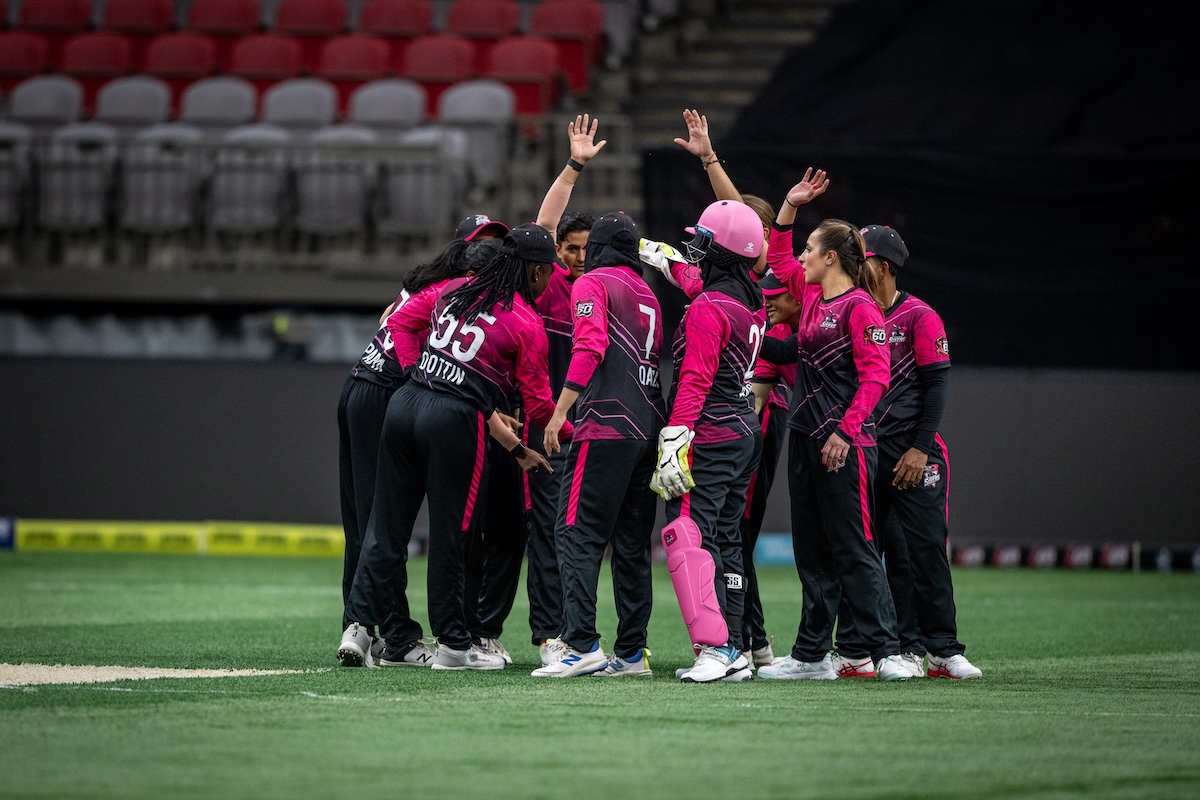 Canada Super 60 Women's Final — Toronto Sixers vs Vancouver Thunderbirds — photo 17