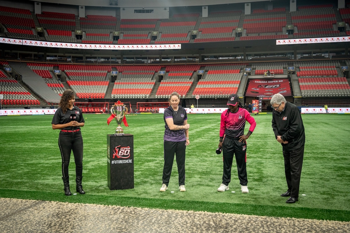 Canada Super 60 Women's Final — Toronto Sixers vs Vancouver Thunderbirds — photo 1
